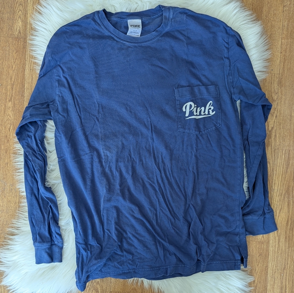 PINK Victoria's Secret Classic Long Sleeve Pocket T-shirt Blue With White Print